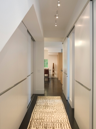 &copy; &copy; John Sutton Photography